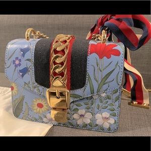 Gucci Women shoulder bag